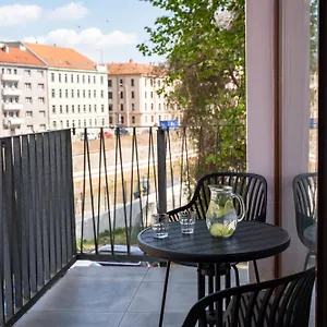 3* Hotel Sharingham
